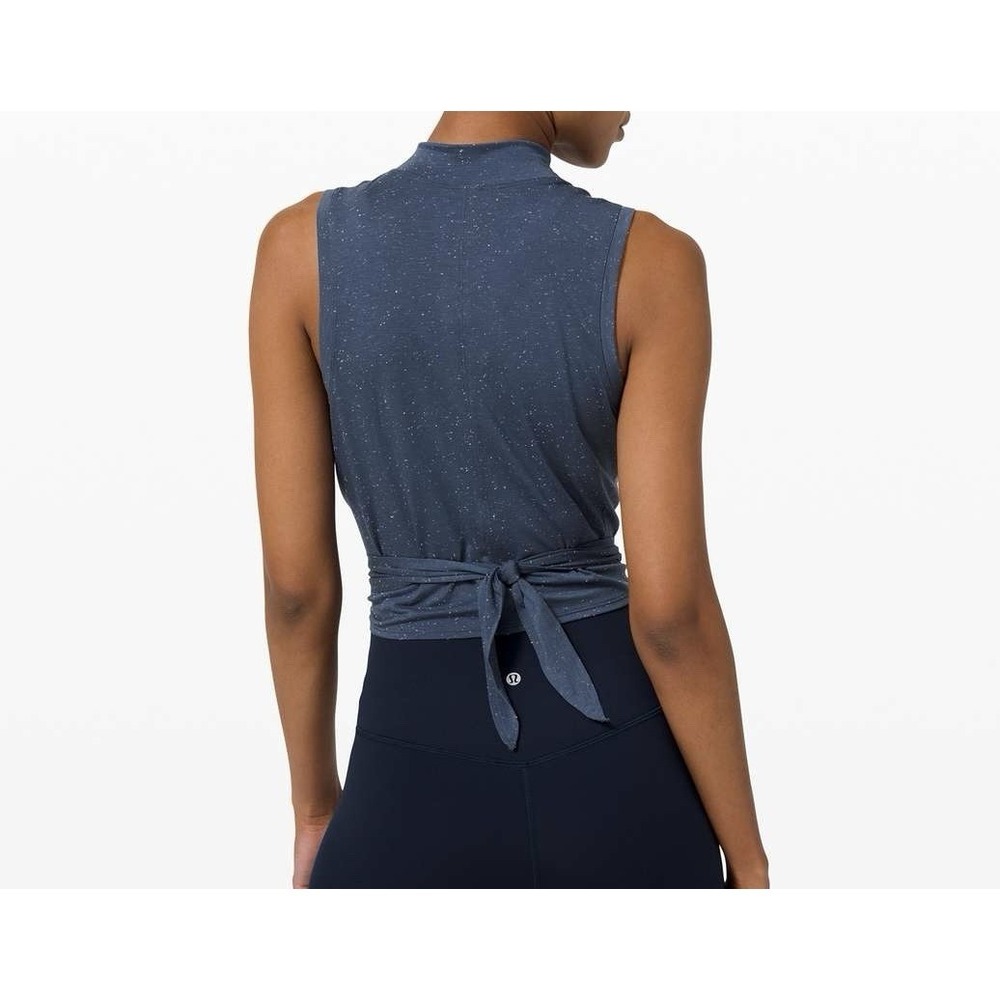 Lululemon Time to Restore Mock Neck Tank Iron‎ Blue / White Women's Size 6